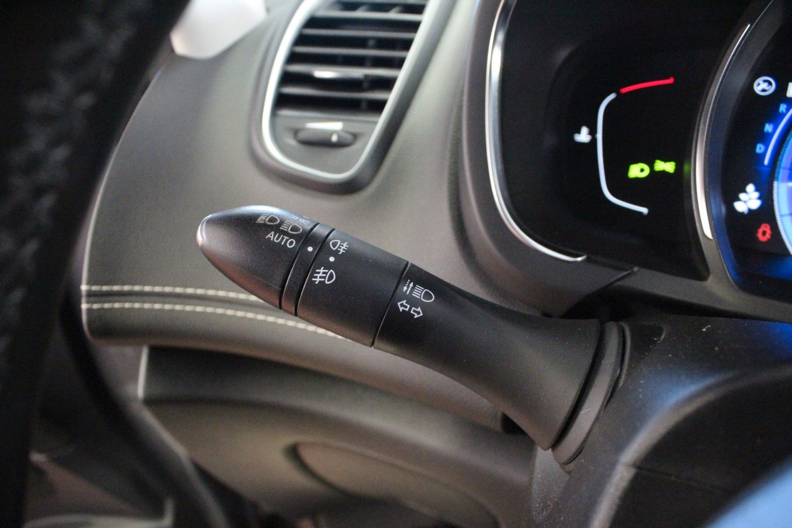 Fahrzeugabbildung Renault Scenic dCi 160 EDC Bose Edition*AHK*Winter