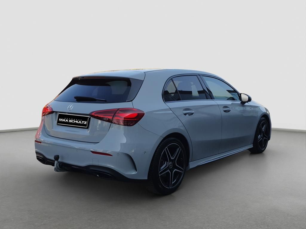 Fahrzeugabbildung Mercedes-Benz A 180 Kompaktlimousine AMG Line*Night Paket*LED