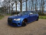 Audi RS 4 Avant 4.2 FSI quattro*TraumZustand*Sammler* - Audi RS4 mit Benzin-Antrieb: Kombi, 4.2