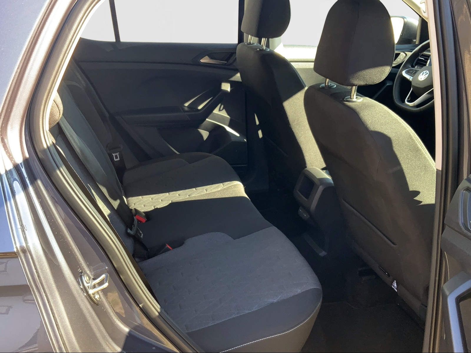 T-Cross 1.0 TSI Life SHZ, NAV, RFK, LED.