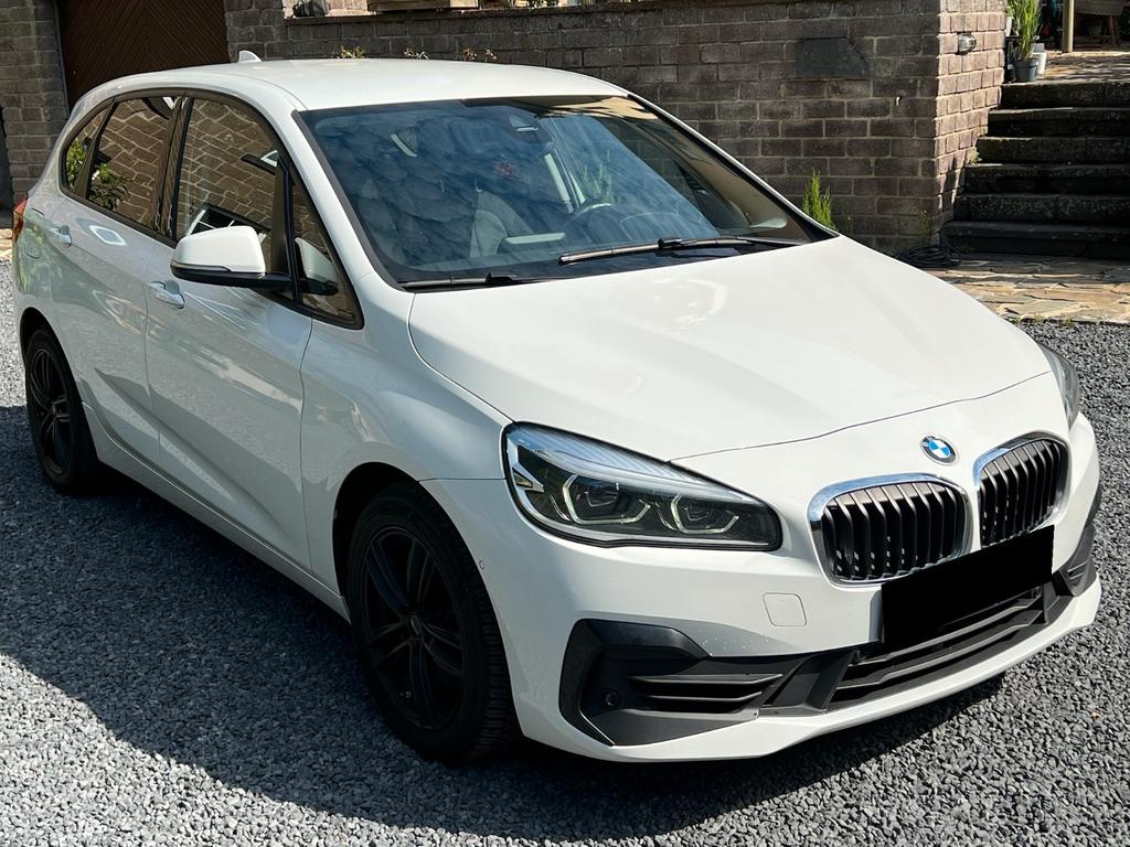 BMW 225