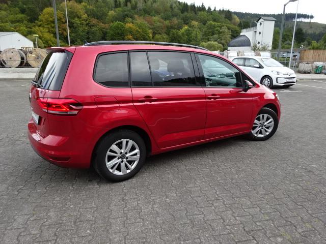 Volkswagen Touran 1.5 TSI Comfortline*Navi*PanoDach*SHZ*6-G