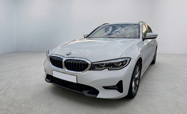 BMW BMW 330d xDrive, Pano, HK, Service Paket inkl.