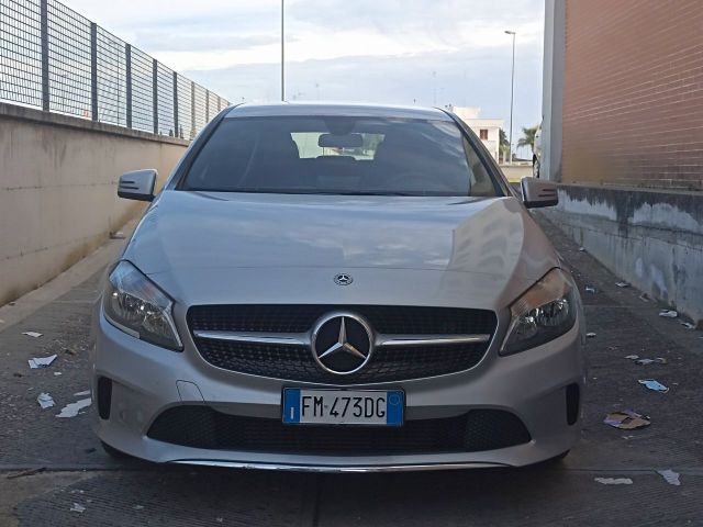 Mercedes-Benz MERCEDES CLASSE A 180CDI 110cv 10/2017 KM 113 NA