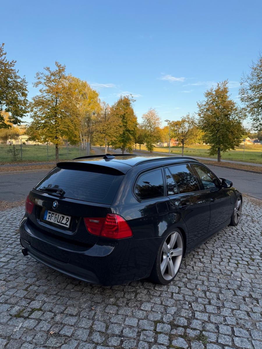 BMW 318 2010 — photo 5