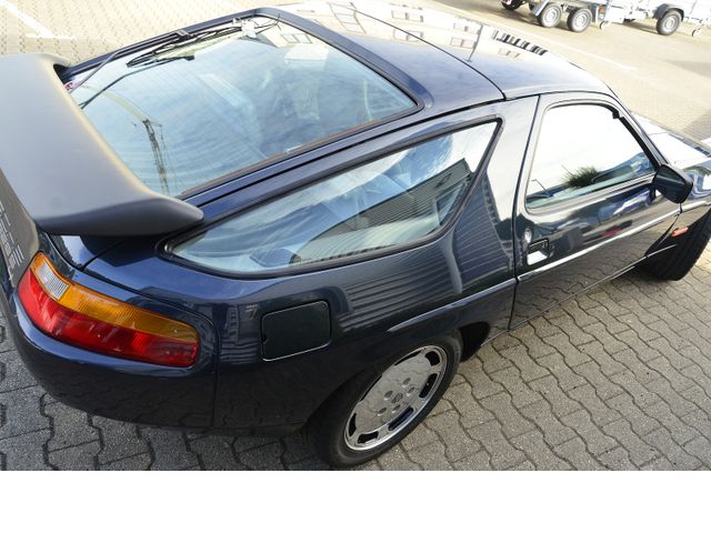 Porsche 928 S4 Aut.- Leder grau - deutsche Auslieferung