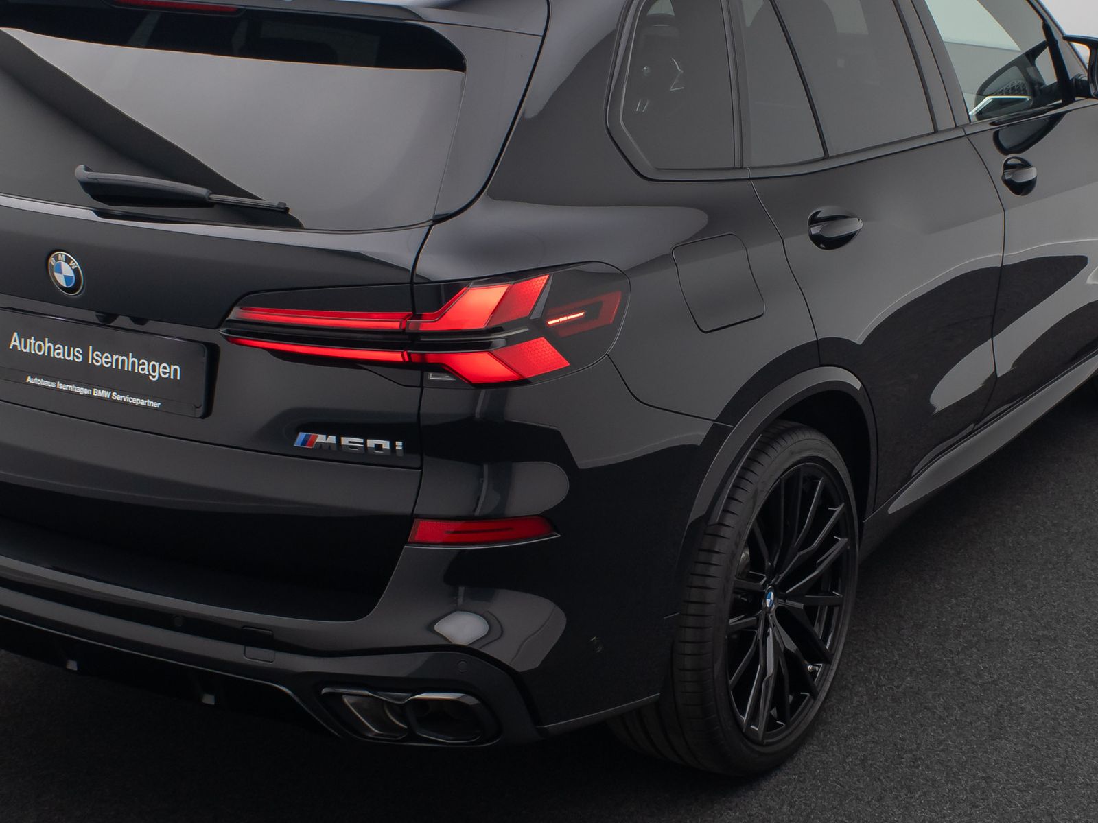 Fahrzeugabbildung BMW X5 M60i Panorama H/K DAB HUD 360&deg; Komfort 22Zoll