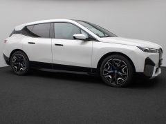 Foto Nummer 4: BMW iX