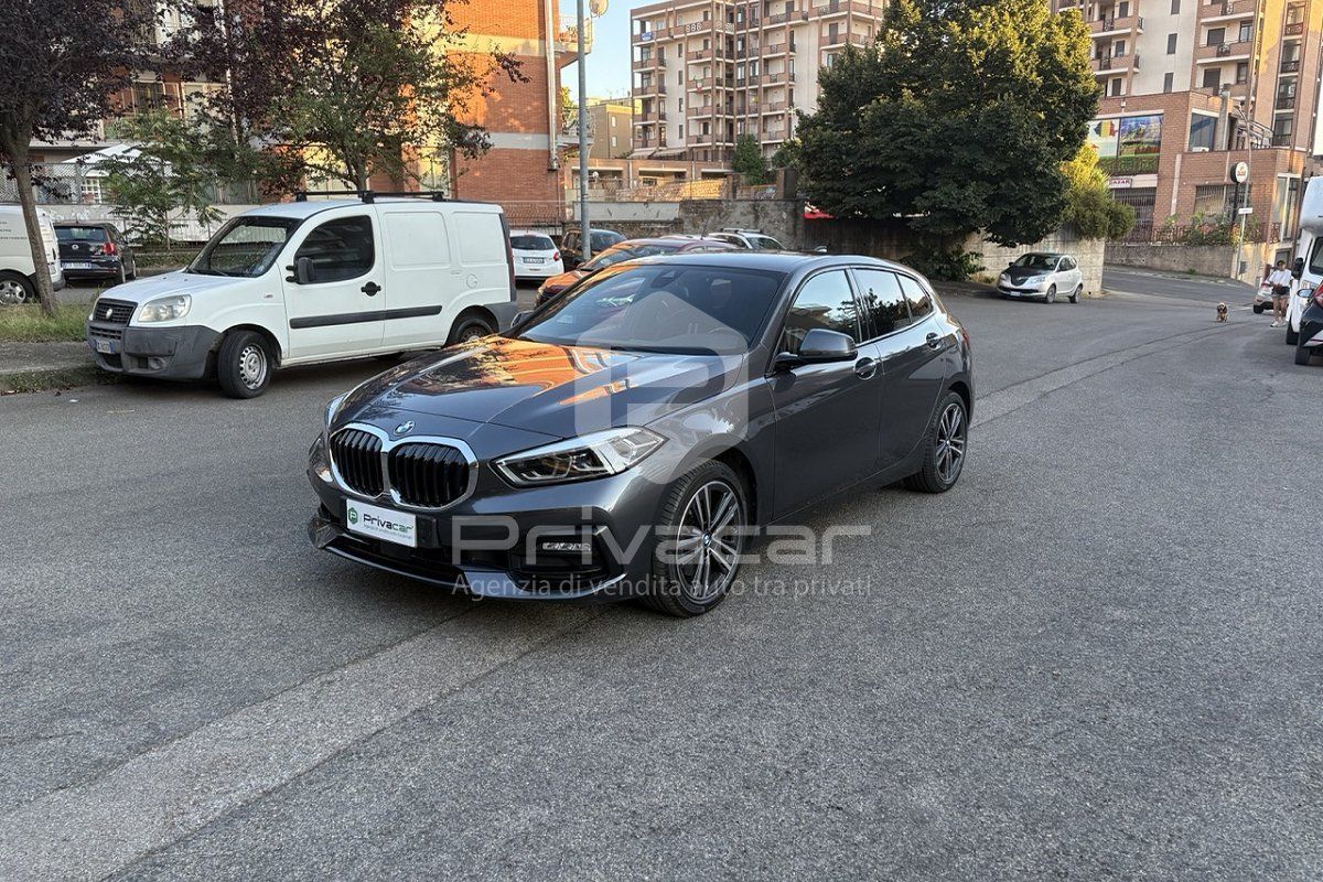 BMW 118d 5p. Sport imagem 2