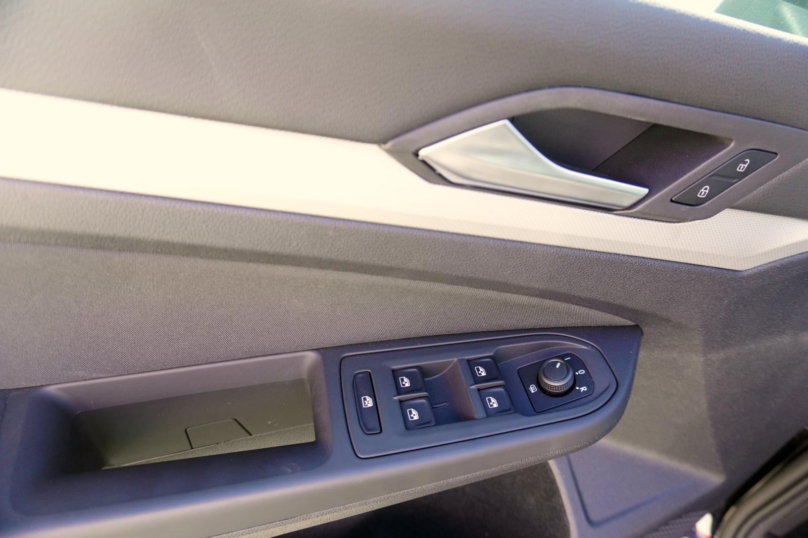 Volkswagen Golf VIII Variant 1.0 TSI LED Sitzheizung AHK, миниатюра 28