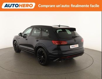 Volkswagen Touareg - 4