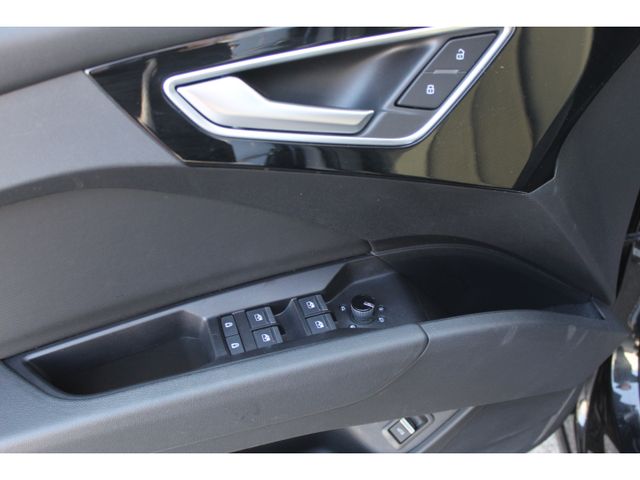 Q4 e-tron 40 S-Line*Pano*Assistenz*Kamera*Side!!