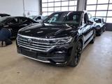 Volkswagen TOUAREG 3.0TDi R LINE ACC/HuD/PANO/AIR-SUS/INNO - gebrauchte VW SUV & Geländewagen