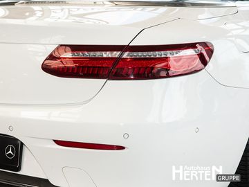 Mercedes E 220 - 11