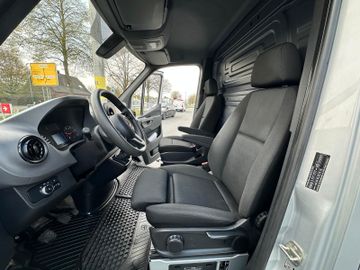 Mercedes Sprinter - 11