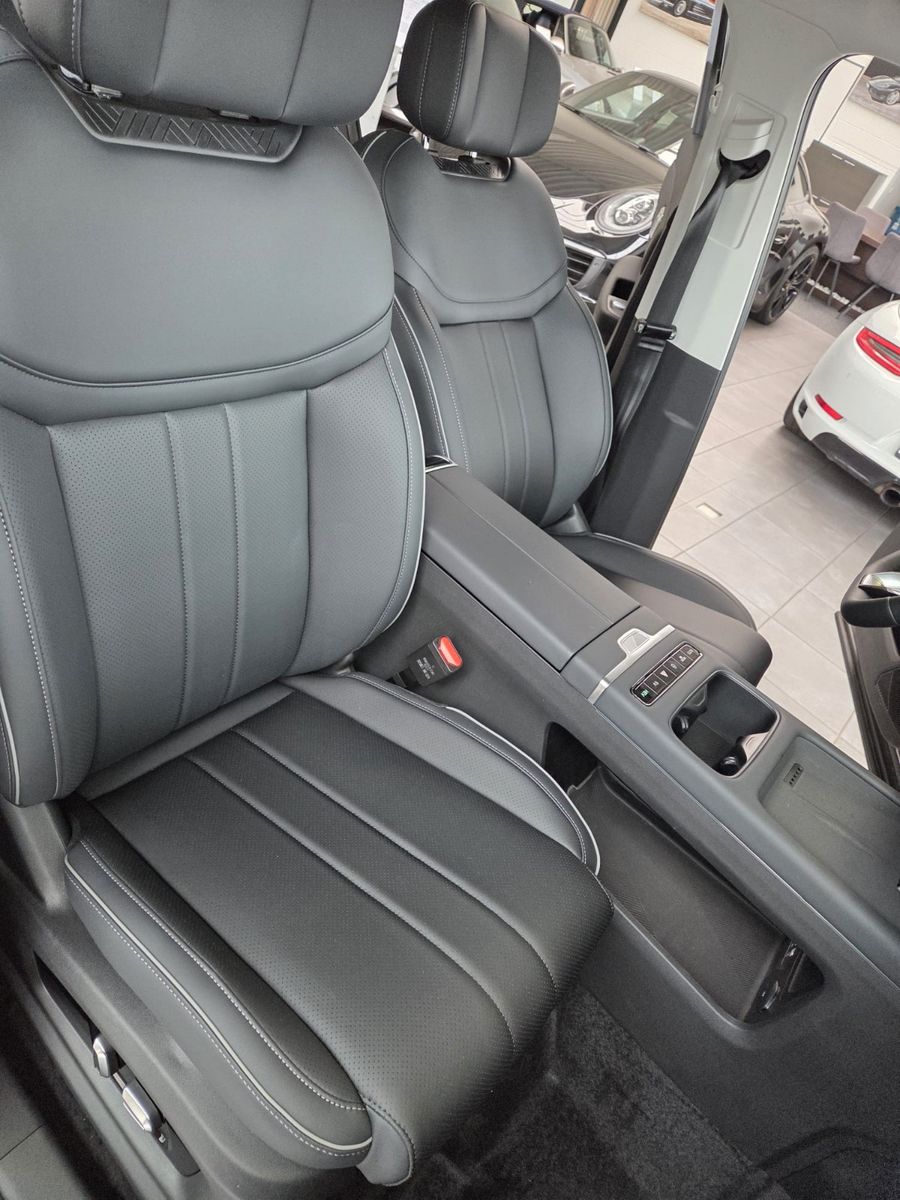 Fahrzeugabbildung JAECOO 7 1.5 TGDI PHEV 255 kW Exclusive/sofort