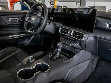 Ford Mustang Fastback 5.0 Ti-VCT V8 GT 328KW Kamera