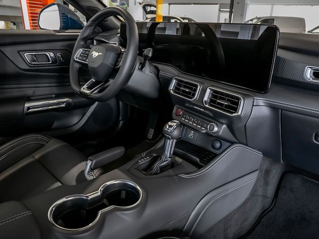 Ford Mustang Fastback 5.0 Ti-VCT V8 GT 328KW Kamera