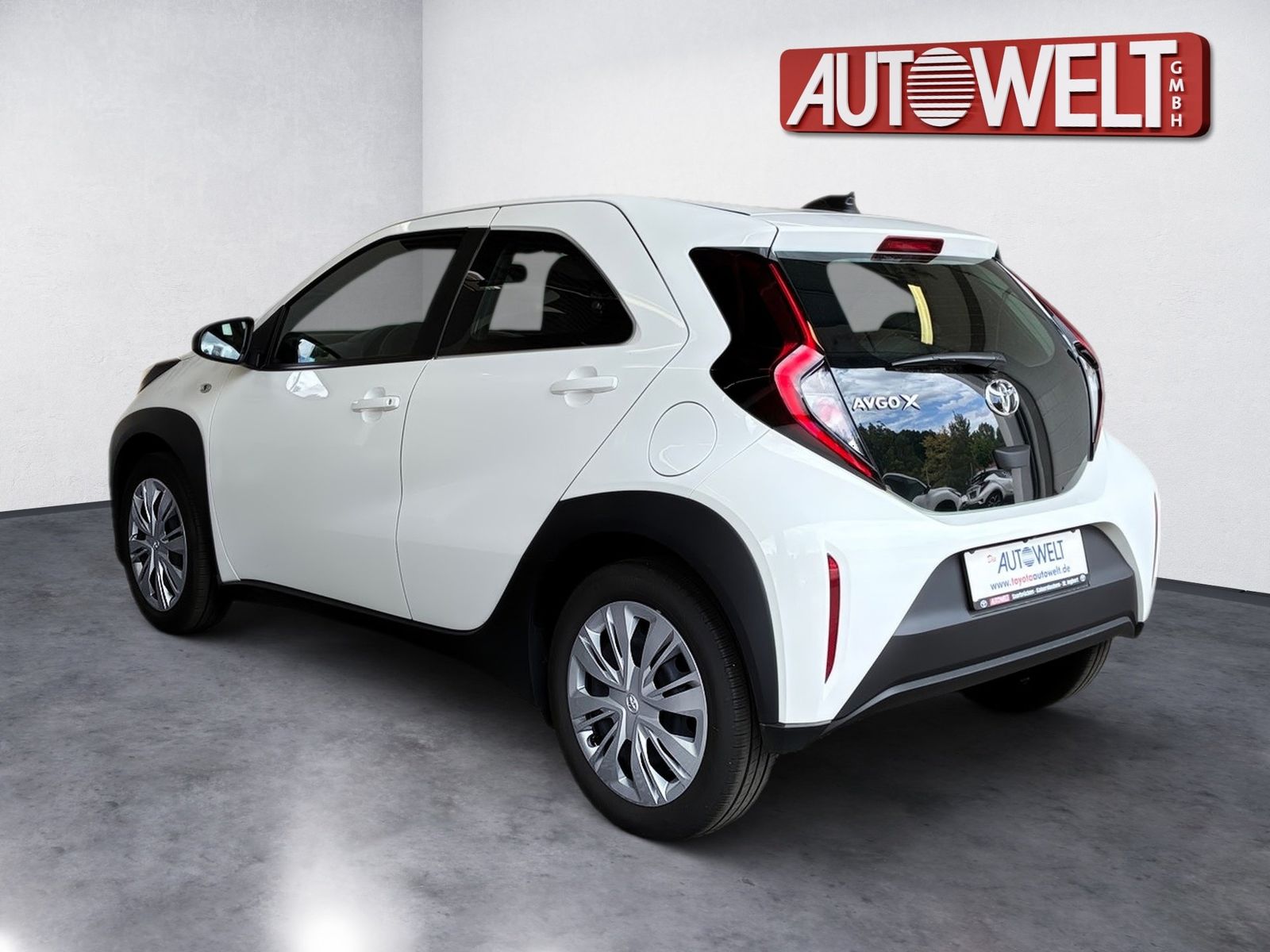 Fahrzeugabbildung Toyota Aygo X 1.0 Business Edition SHZ,Kamera,ACC