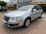 Volkswagen Passat Variant|SHZ|Scheckheftgepflegt|Klima - gebrauchte Volkswagen Passat Variant aus dem Jahr 2008