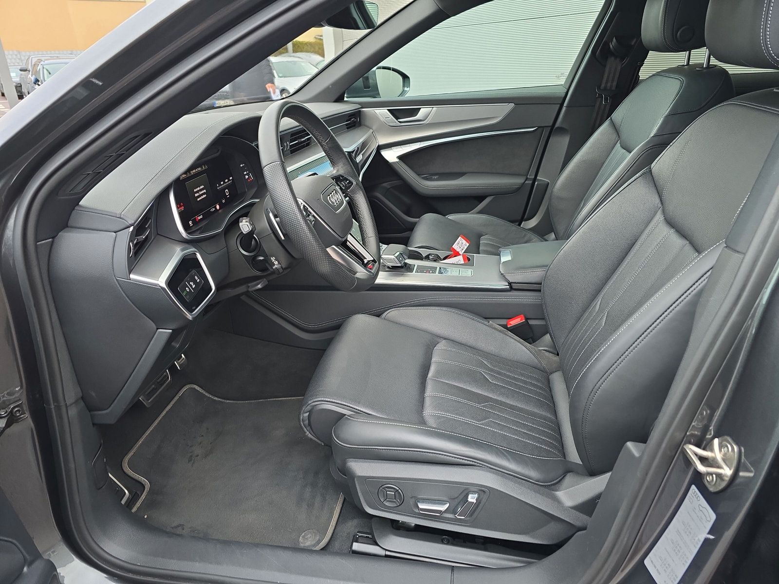 Fahrzeugabbildung Audi S6 Avant TDI qu HD-MATRIX AIR HuD PANO AHK