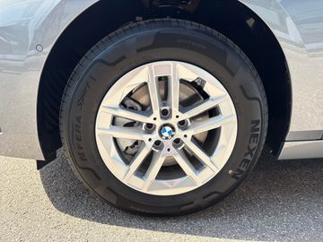 BMW 220i Active Tourer DAB LED Komfortzg. Shz