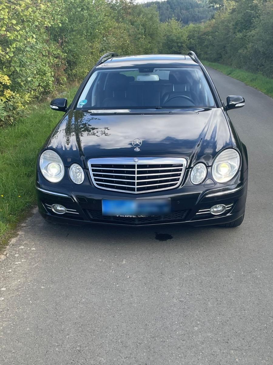 Mercedes-Benz E 280