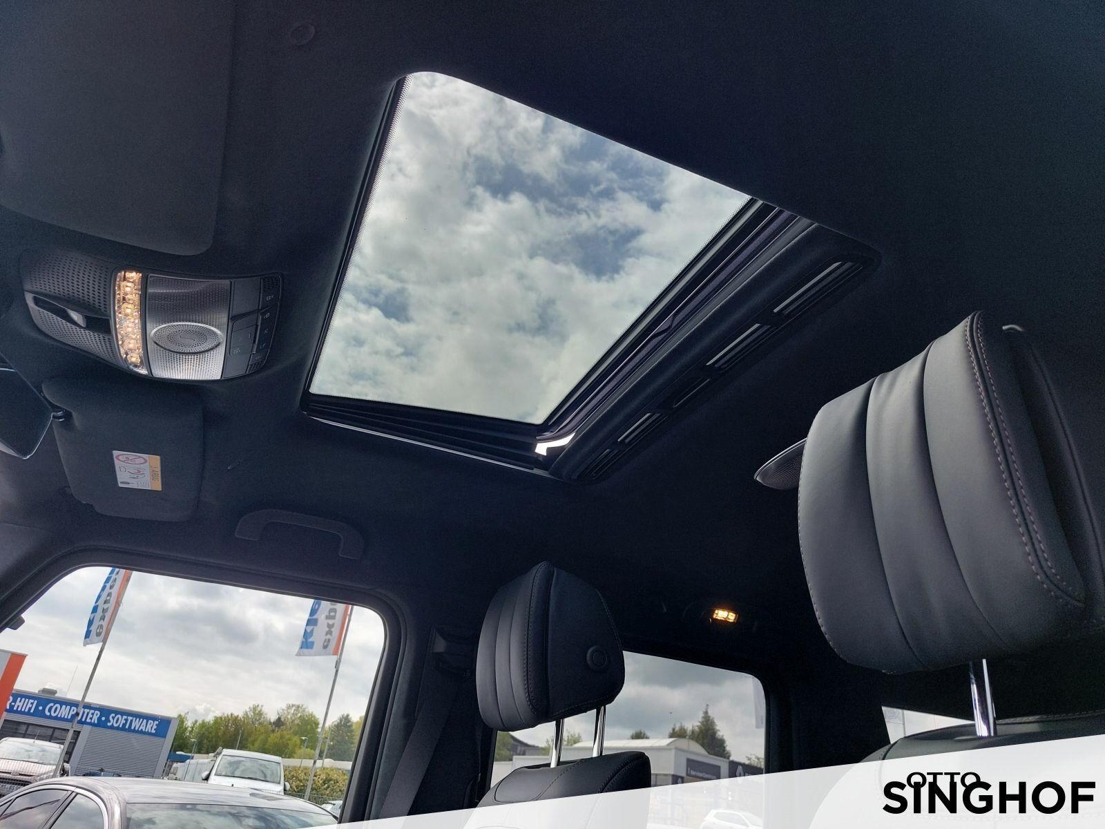 Fahrzeugabbildung Mercedes-Benz G 450 d AMG +Superior+AHK+Night+dyn.LED+360°+