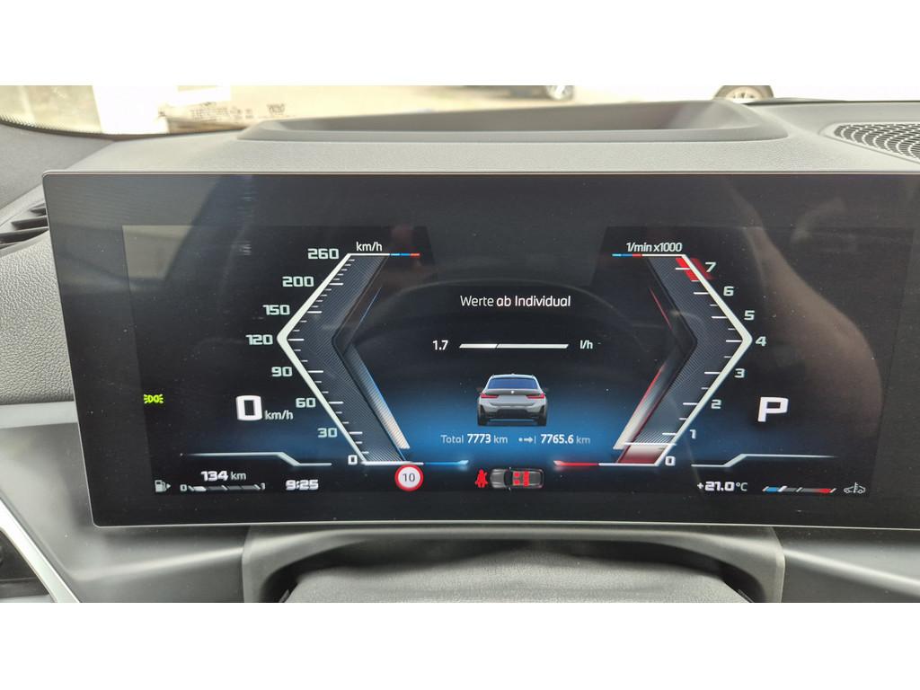 BMW M340i Touring xDrive Pro 19 ZOLL+CARBON+PANO+AHK