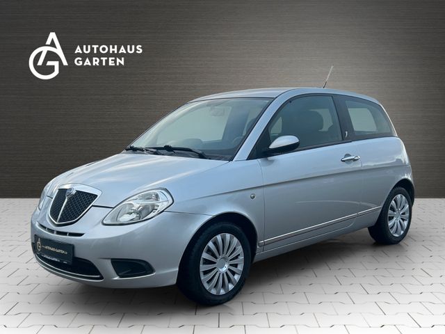 Lancia Ypsilon 1.4 8V Oro Klima Scheckheft