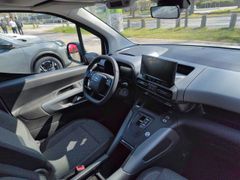Fahrzeugabbildung Opel Combo Life E GS XL 1.5D AT8 7-Sitzer, Navi