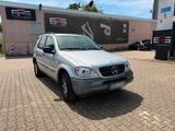 Mercedes-Benz ML270 CDI AHK Silber - gebrauchte Mercedes-Benz ML 270 aus dem Jahr 2001