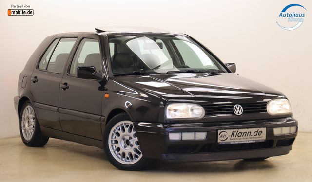 Volkswagen Golf3 1.8 90PS Syncro Leder Schiebeda. ZV Funk