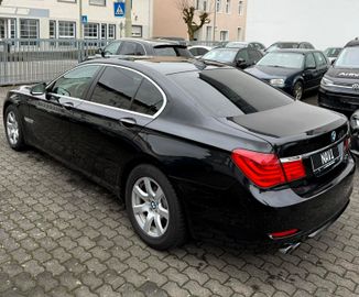 BMW 730 - 9
