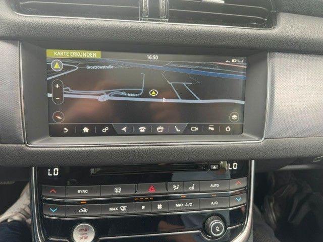 Fahrzeugabbildung Jaguar XF 20d 180PS R-Sport Sportbrake LEDER KAMERA