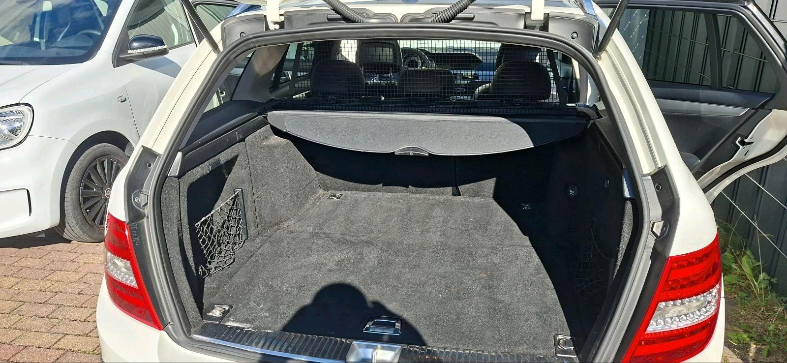 Mercedes-Benz C220 2012 — photo 6