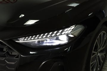 Fahrzeugverkauf 25 Audi A5 Avant TDI 150 kW S-Line Black Matrix Display