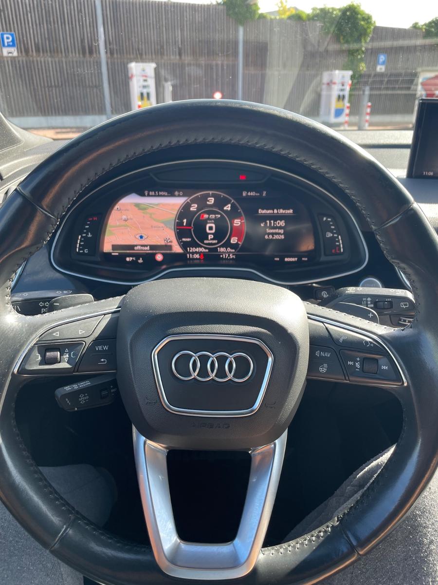 Audi Q7 4M 3.0 TFSI Quattro / S-Line / 7 Sitzer