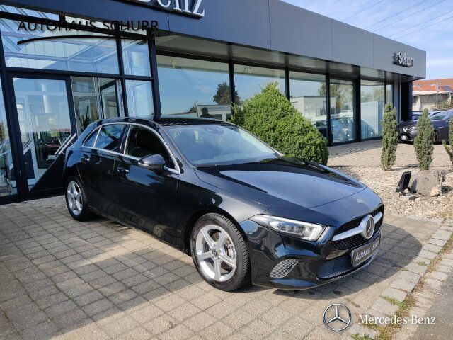 Mercedes-Benz A 200 d Progressive Navi Distronic LED Massage foto 3