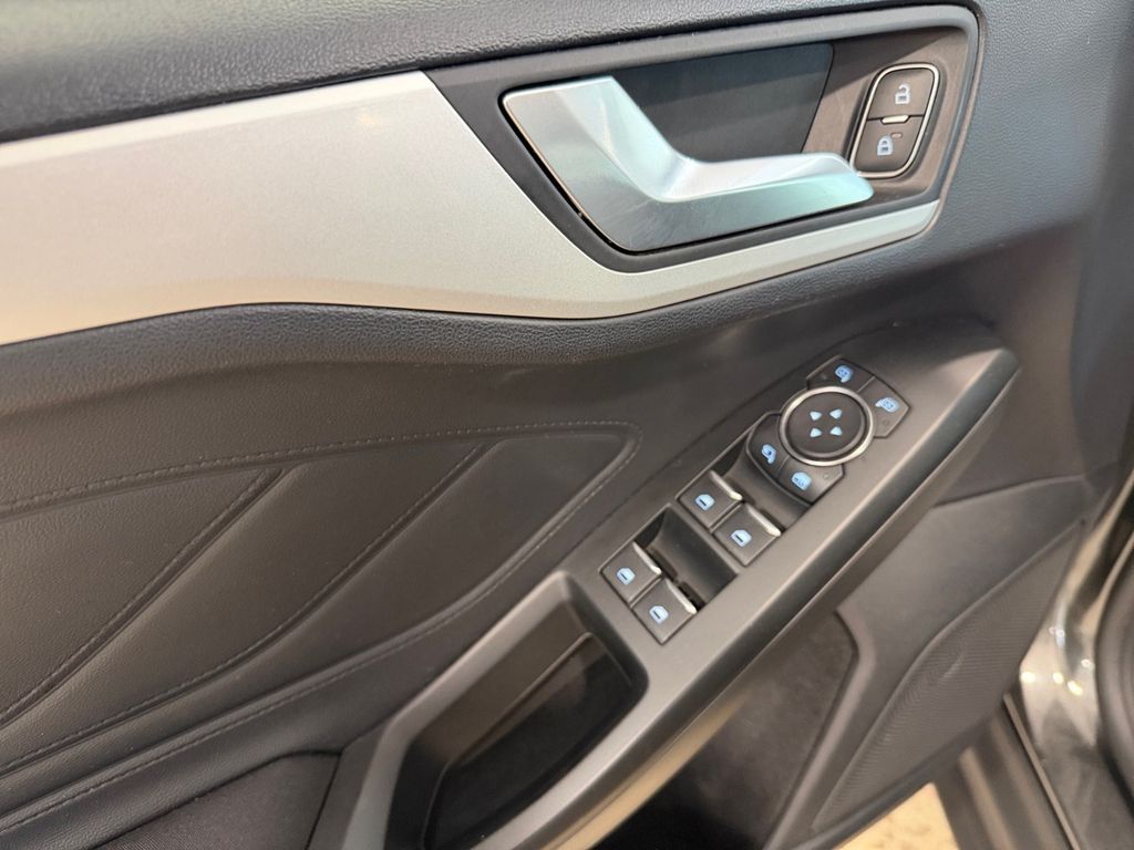 Ford Focus - Bild 17