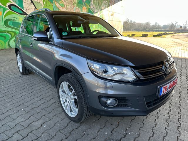 Volkswagen Tiguan 2.0 TDI Sport & Style BMT LED Alcan. Pano