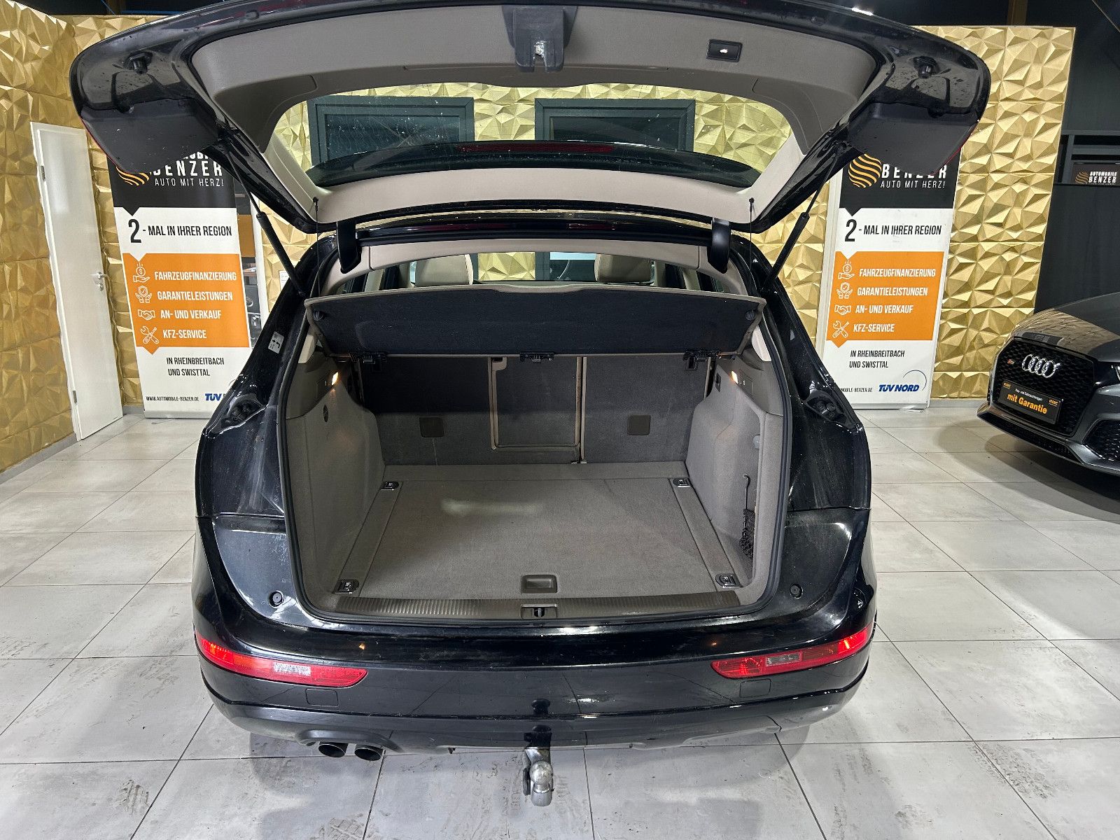 Fahrzeugabbildung Audi Q5 2.0 TDI  quattro/PANO/NAVI/AHK/SHZ/KLIMA/2.HA