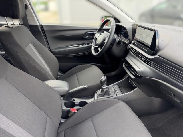 Fahrzeugabbildung Hyundai i20 FL (MY25) 1.0 T-GDI (100 PS) Trend Komfortpa