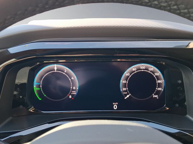 T7 Multivan Life "Edition" Motor: 1,5 l eHybrid 