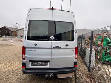 Bild 4 VW Crafter Kasten 35 2.0 TDI MR Hochdach