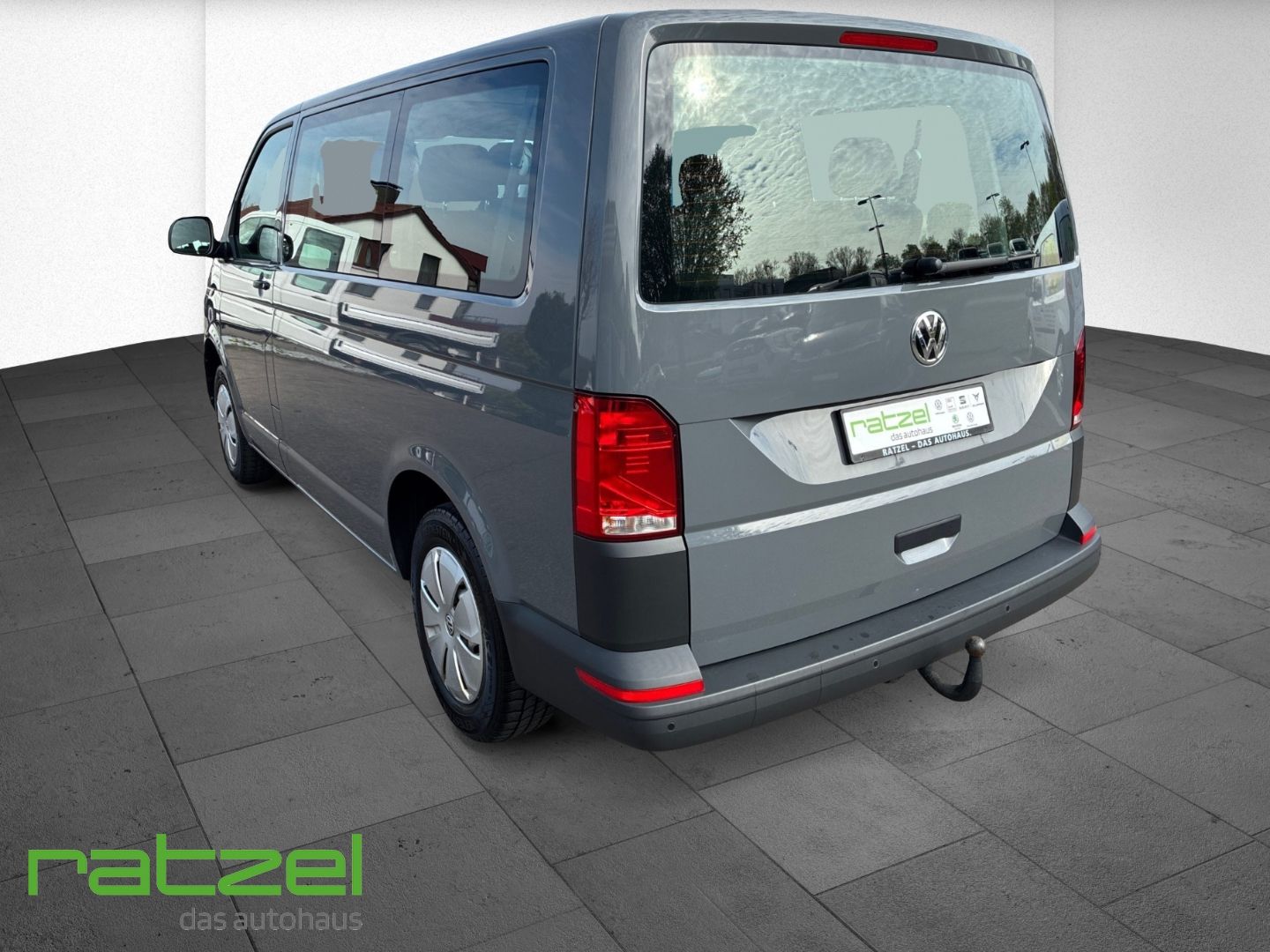 Fahrzeugabbildung Volkswagen T6.1 Kombi KR 2.0 TDI 9-Sitzer AHK DAB Notbremsa