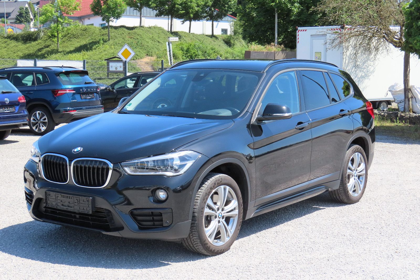 BMW X1 xDrive SportLine Navi LED-Scheinw HeadUp AHK