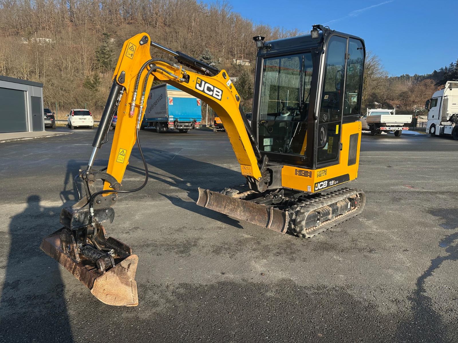 JCB H 19C-1, verstell Fahrwerk, 3 Löffel