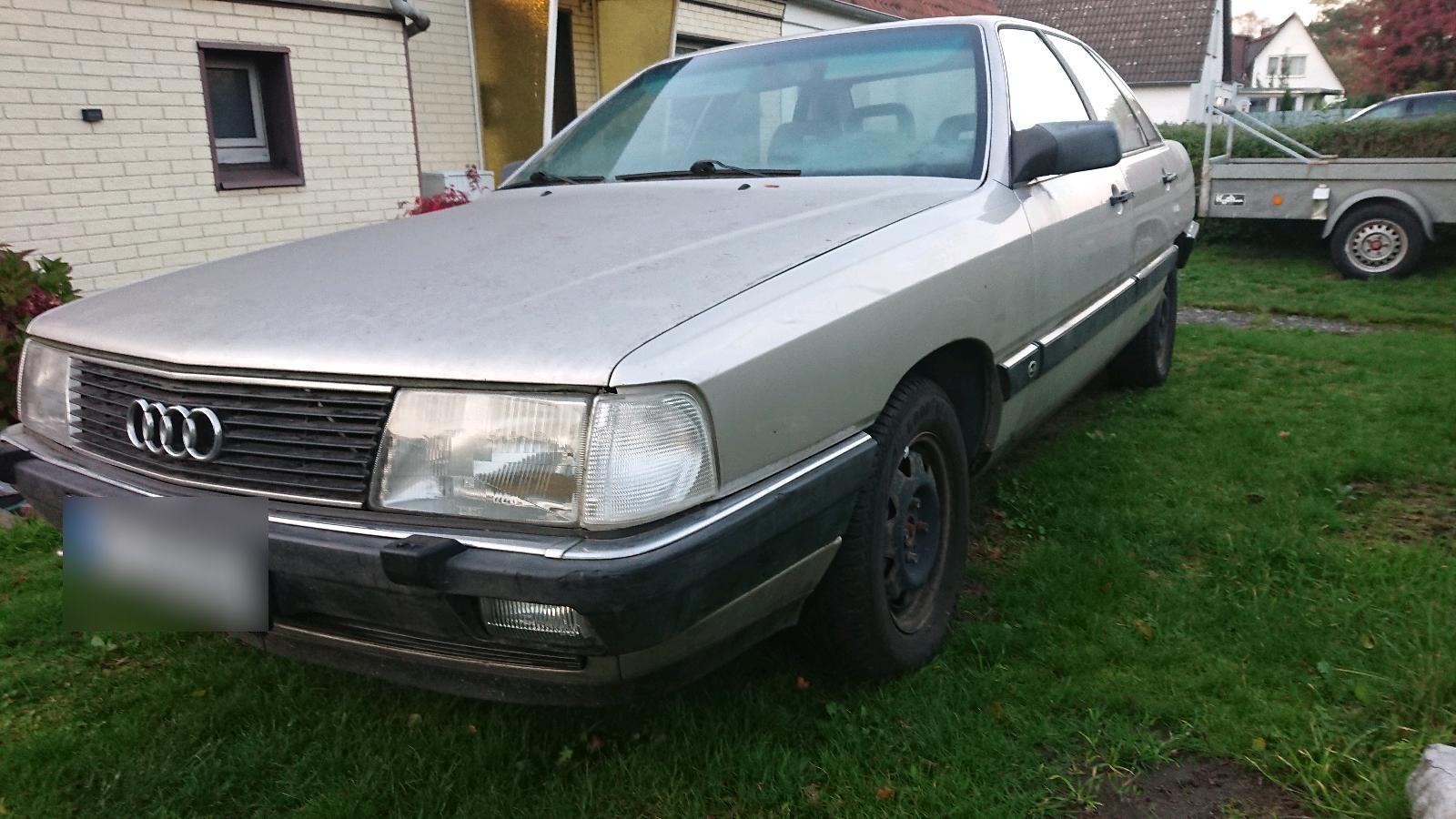 Audi 100