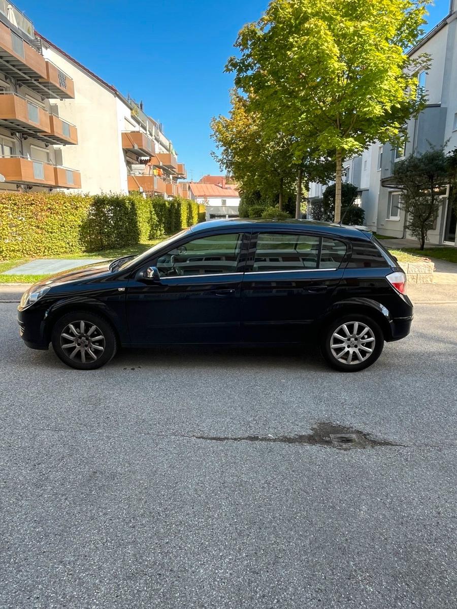 Opel Astra 2005 — двигун 105 HP (77kW)